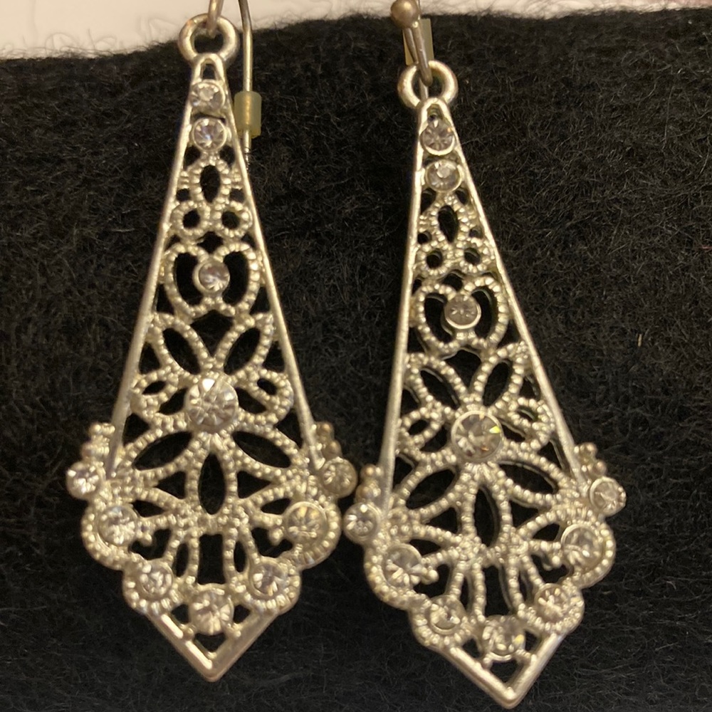 Silver Tone Metal Openwork Flower Floral Earrings